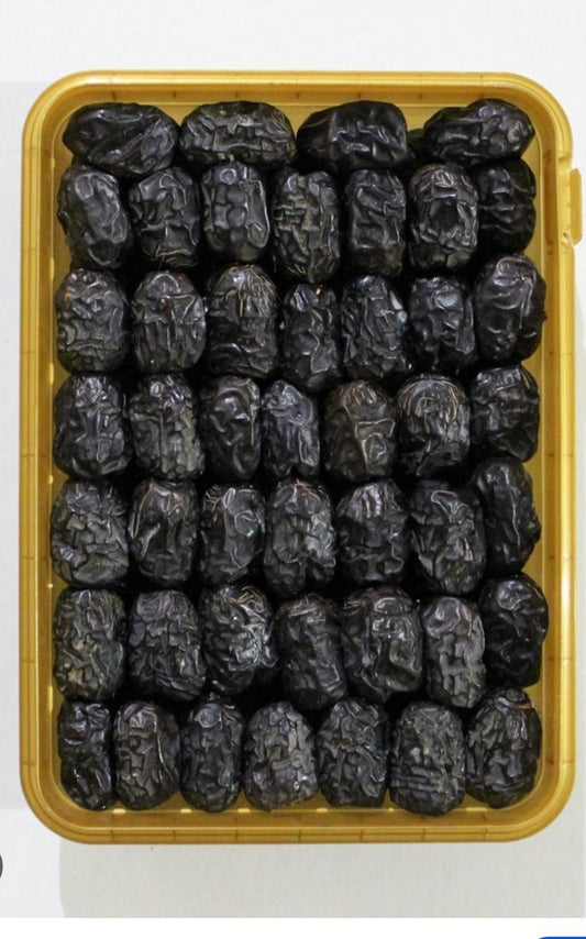 Ajwa Dates – Premium Quality from Madinah
